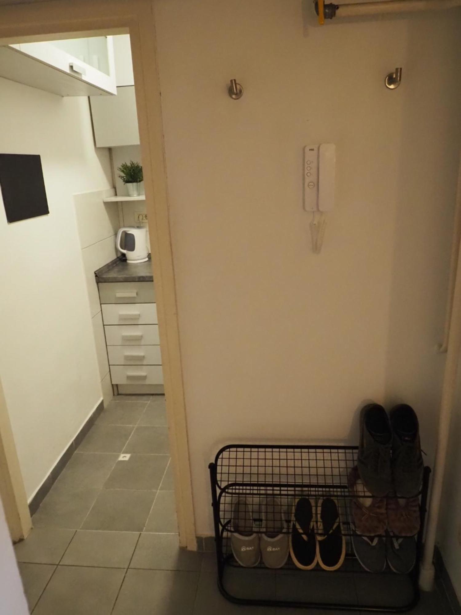 Cozy Apartment Near Tram Station ซาเกร็บ ภายนอก รูปภาพ