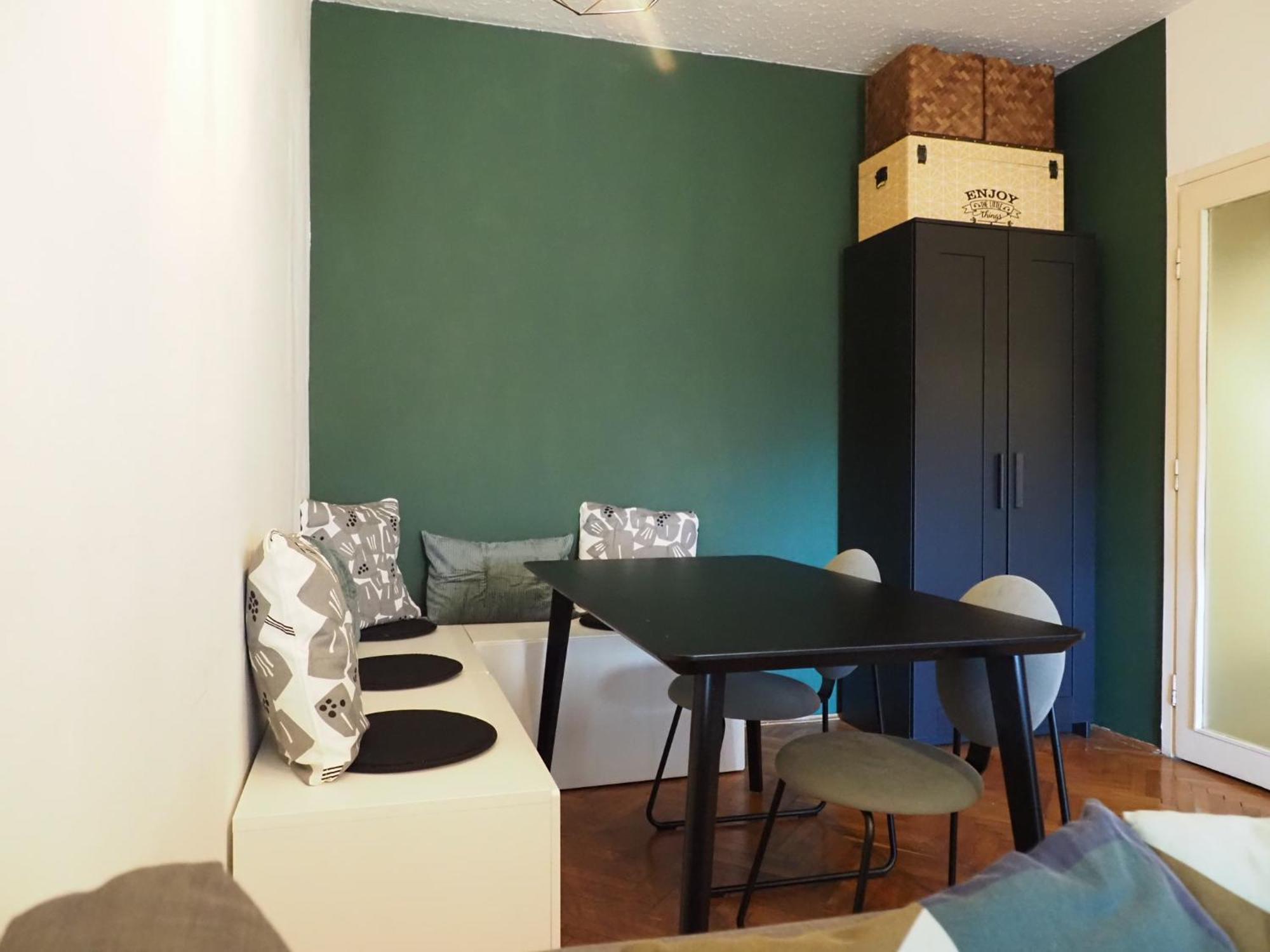 Cozy Apartment Near Tram Station ซาเกร็บ ภายนอก รูปภาพ